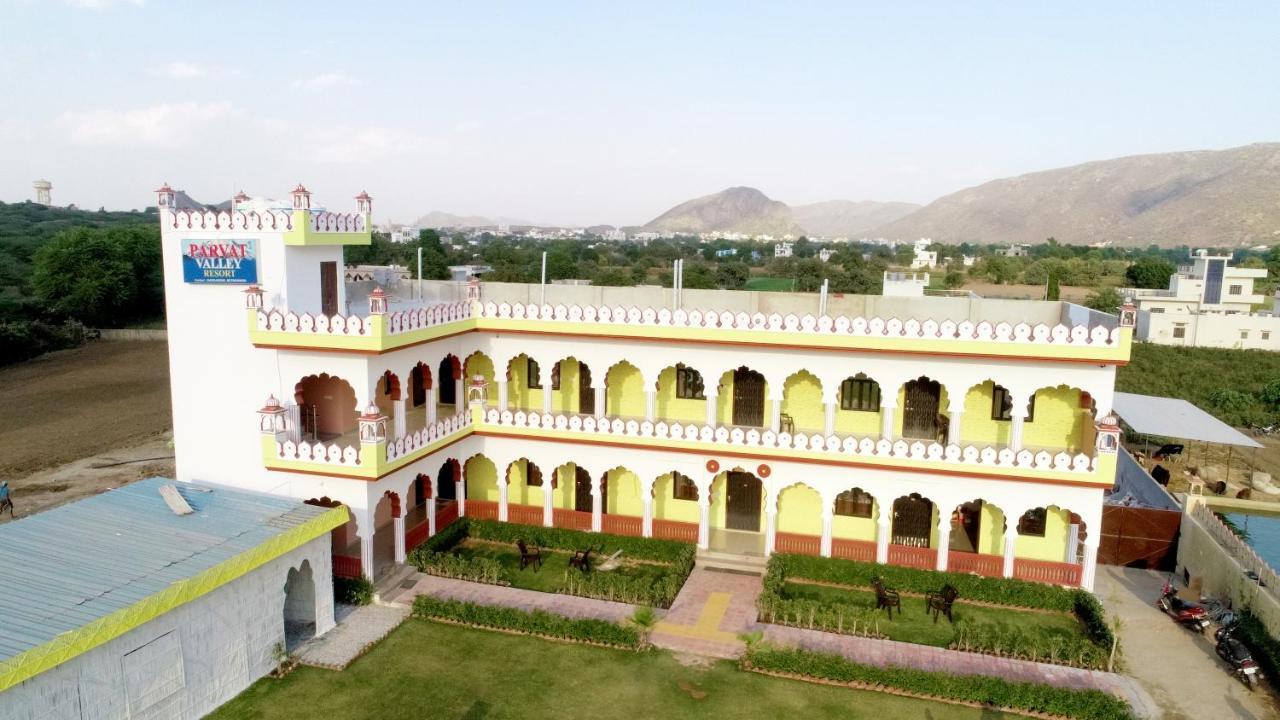 Parvat Valley Resort & Spa Pushkar Buitenkant foto